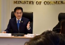 “จุรินทร์” มอบ 10 นโยบายลุยงานพาณิชย์ ฟื้นชีวิตโชว์ห่วย ช่วยชาวบ้านฐานราก เร่งแก้ ศก.