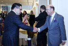 “อุตตม” พบปะหารือกับ รมว.พาณิชย์สหรัฐฯ