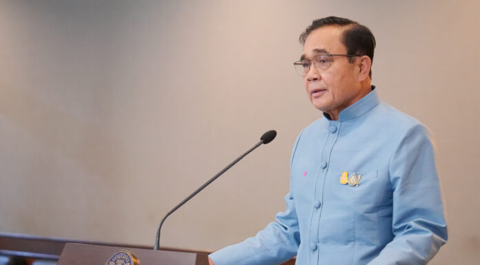 “ประยุทธ์” ขอบคุณภาคธุรกิจเอกชนที่ลดการจ้างงานและหาอาชีพเสริมให้ช่วงโควิด