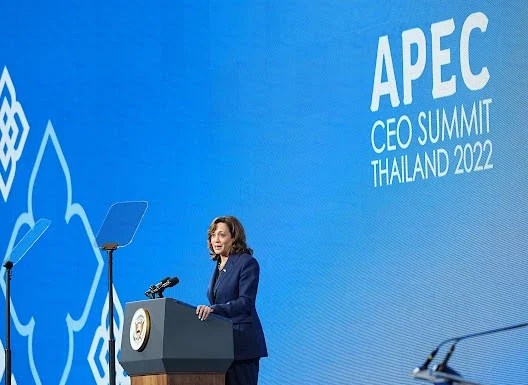 สหรัฐย้ำพันธสัญญาทางเศรษฐกิจต่อที่ประชุม APEC CEO