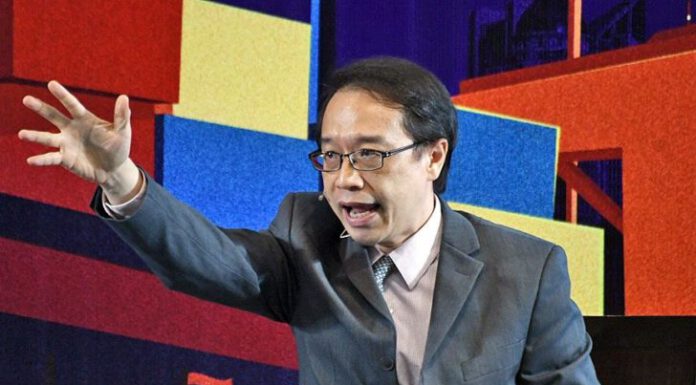 นักเศรษฐศาสตร์ แนะจุดเปลี่ยนแปลงใหญ่วงการแบงก์