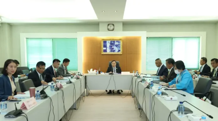 หนุนอุตสาหกรรมสีเขียว เร่งเปลี่ยนรถประจำทางเป็นรถไฟฟ้า