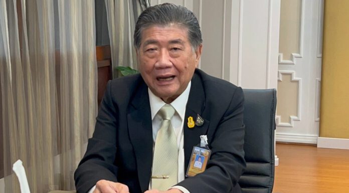 “ภูมิธรรม” ประชุมทูตพาณิชย์-พาณิชย์จังหวัด ลั่นพาณิชย์ยุคใหม่ยึดนโยบายเชิงรุก