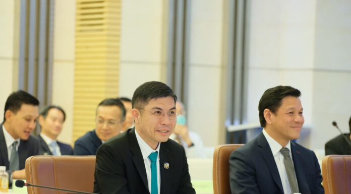 ธ.ก.ส. ร่วมรับนโยบายจากนายกฯ เดินหน้าเตรียมการพักหนี้เกษตรกร