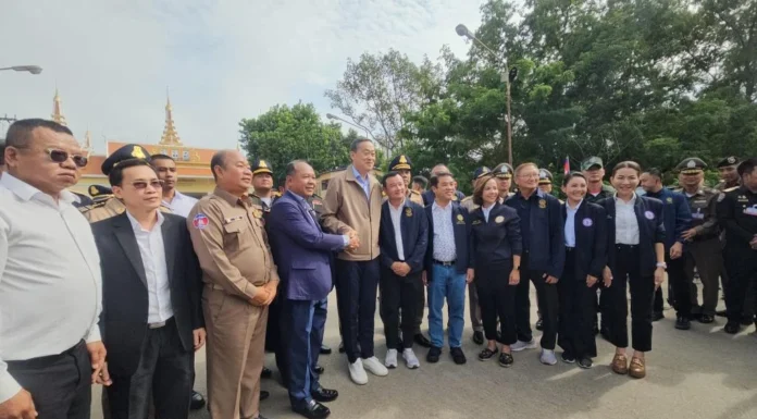 นายกฯ เร่งสร้างสะพานมิตรภาพไทย-กัมพูชา ปรับการทำงานจุดผ่านแดน