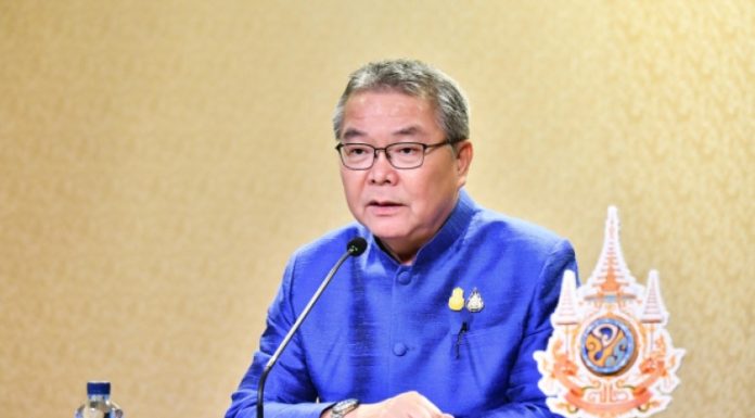 โฆษกรัฐบาลเผยอนุมัติวีซ่าและใบอนุญาตทำงานให้ชาวต่างชาติทักษะสูงแล้วกว่า 5.6 หมื่นคน