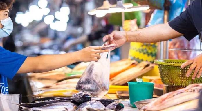 “ภูมิธรรม” เผยเตรียมเปิดให้ร้านค้ารายย่อยลงทะเบียนดิจิทัลวอลเล็ต ส.ค.นี้