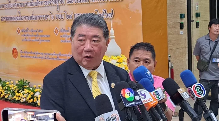 “ภูมิธรรม” คาดเสร็จสัปดาห์นี้ ทูลเกล้าฯ ครม. เผยนโยบายไม่ต่างรัฐบาล “เศรษฐา” มาก เน้นแก้วิกฤตเศรษฐกิจ