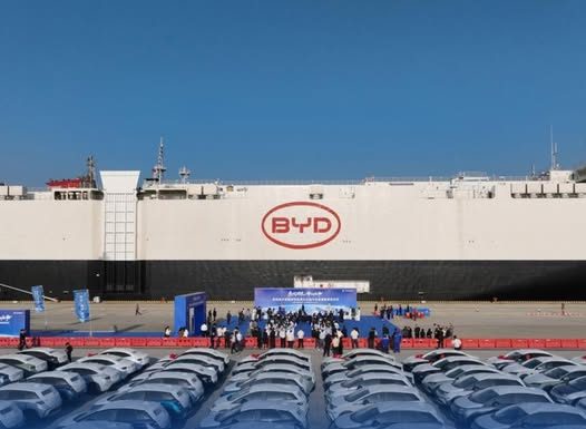 BYD แซงหน้า ‘เทสลา’ ทำยอดขาย EV สูงสุดในโลกอีกครั้ง