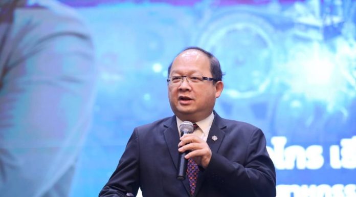 ประธาน ส.อ.ท.ชี้ “ทรัมป์ 2.0″ เขย่าโลก กังวลกำแพงภาษีส่งสินค้าจีนทะลักไทยพุ่ง