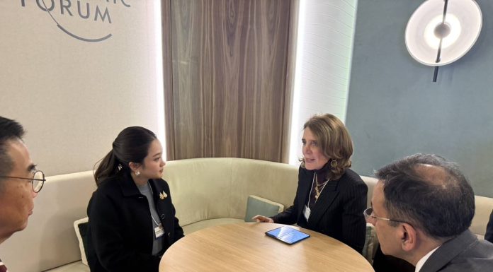 “แพทองธาร” จับเข่าคุยบิ๊กบอส Google ชวนลงทุนเพิ่มด้านดิจิทัลและผลิตภัณฑ์อื่นๆของ Google